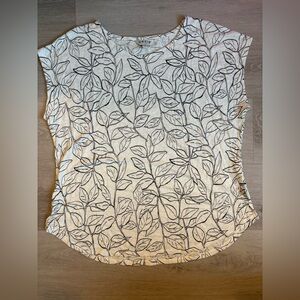 Orvis Women's Leaf Pattern Blouse - Black and Cream